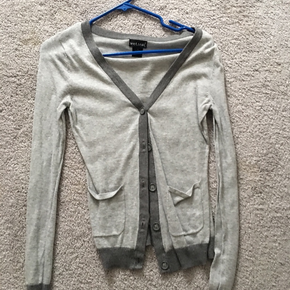 Wet seal sweater